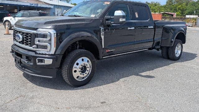 2026 Ford F-450 Super Duty Platinum