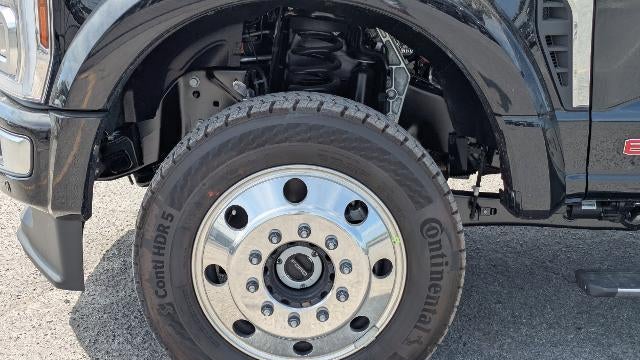 2026 Ford F-450 Super Duty Platinum