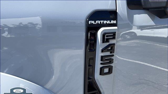 2026 Ford F-450 Super Duty XLT