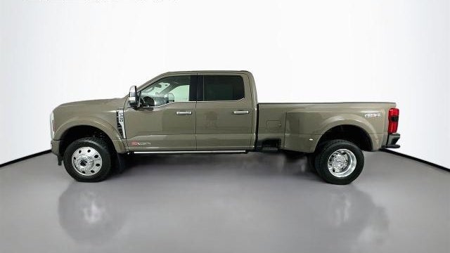 2026 Ford F-450 Super Duty Lariat