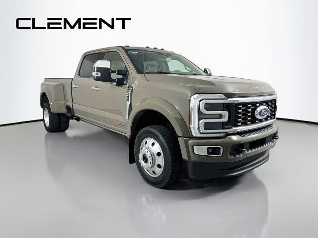 2026 Ford F-450 - $113,324
