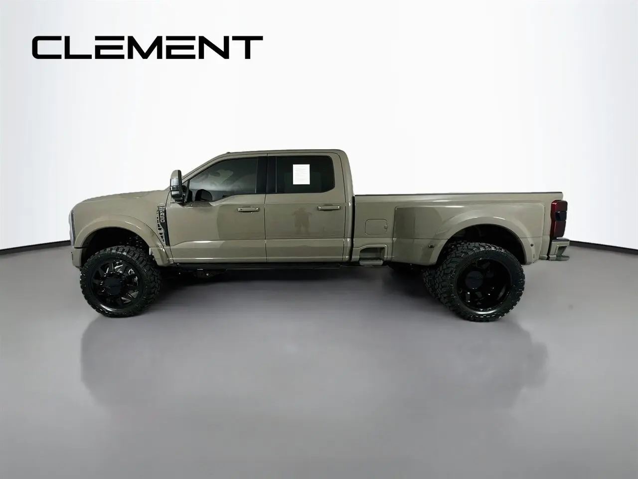 2026 Ford F-450 - $110,489