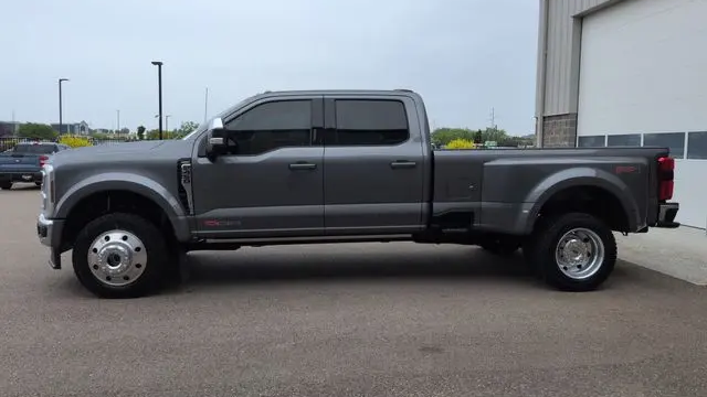 2024 Ford F-450 Super Duty King Ranch