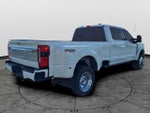 2024 F-450 Super Duty Thumbnail 4