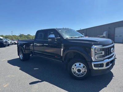 Photo of a 2025 Ford F-450 Super Duty 4X4 King Ranch 4DR Crew Cab 8 FT. LB DRW Pickup for sale
