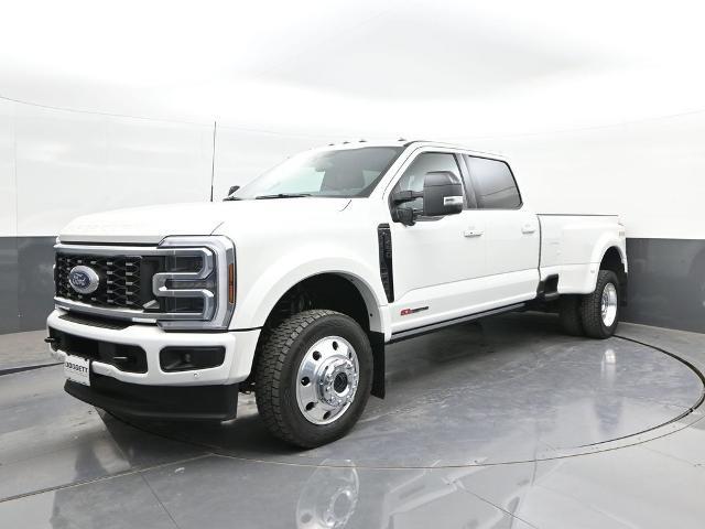 2025 Ford F-450 - $96,749