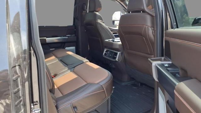 2025 Ford F-450 Super Duty King Ranch
