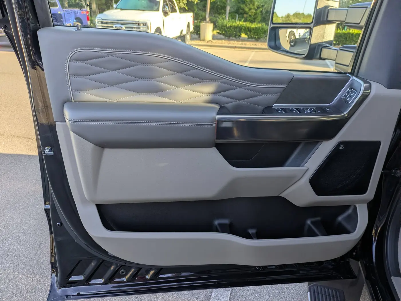 2025 Ford F-450 - $101,740