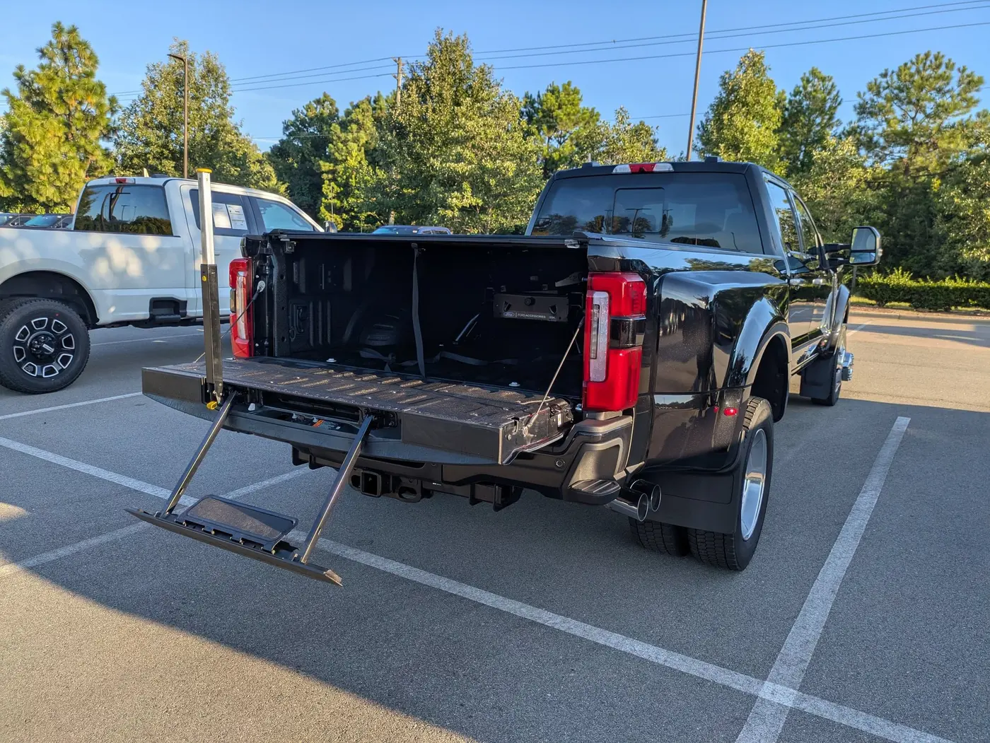 2025 Ford F-450 - $101,740