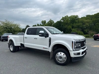 Photo of a 2025 Ford F-450 Super Duty 4X4 King Ranch 4DR Crew Cab 8 FT. LB DRW Pickup for sale