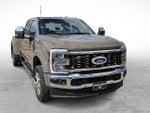2026 F-450 Super Duty Thumbnail 2