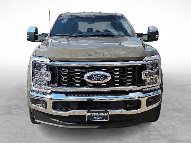 2026 Ford F-450 - $93,199