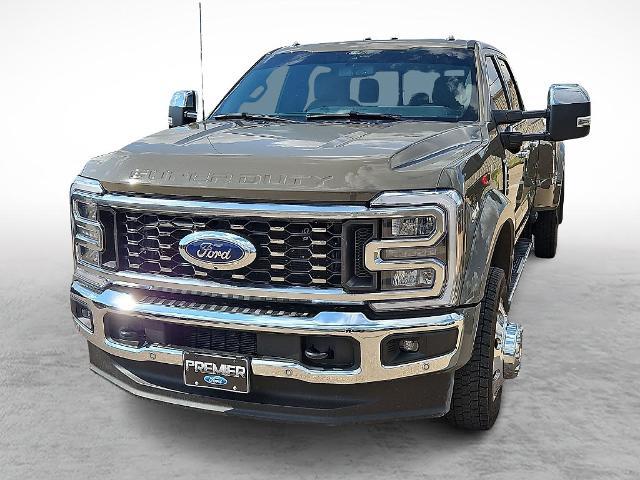 2026 Ford F-450 - $93,199