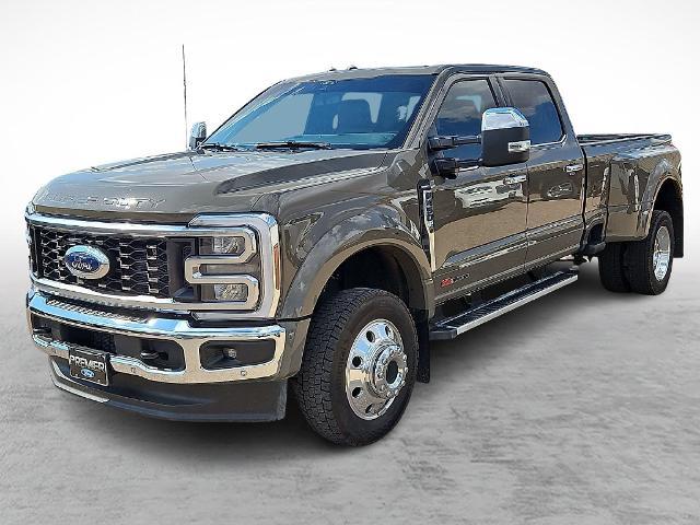 2026 Ford F-450 - $93,199