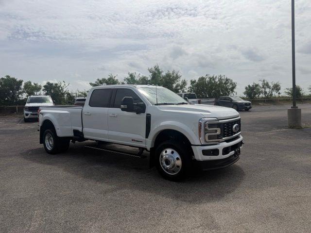 2026 Ford F-450 - $100,220