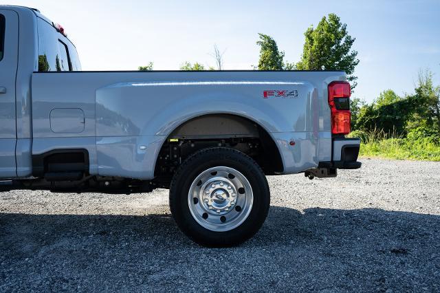 2026 Ford F-450 - $106,000