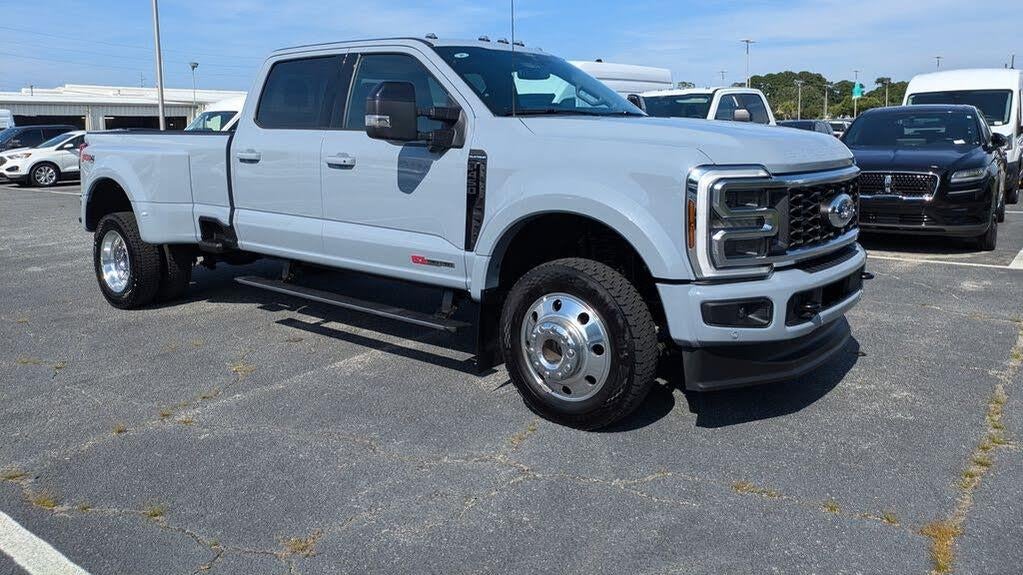 Preowned 2026 Ford F-450 Super Duty Platinum for Sale