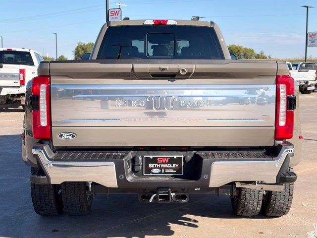 2027 Ford F-450 - $118,900