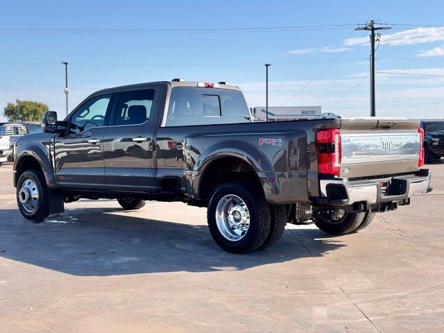 2027 Ford F-450 - $118,900