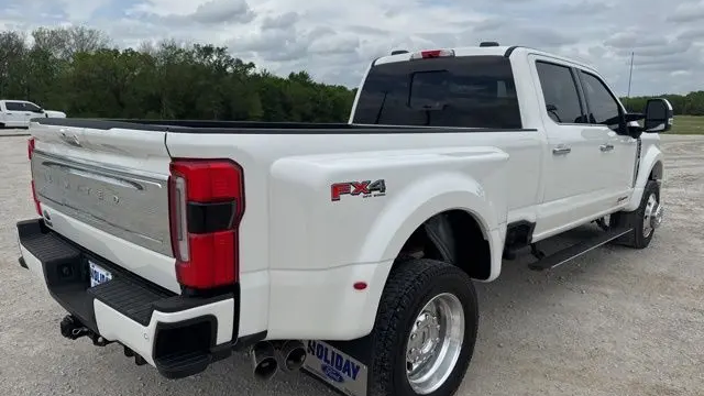 2023 Ford F-450 Super Duty King Ranch