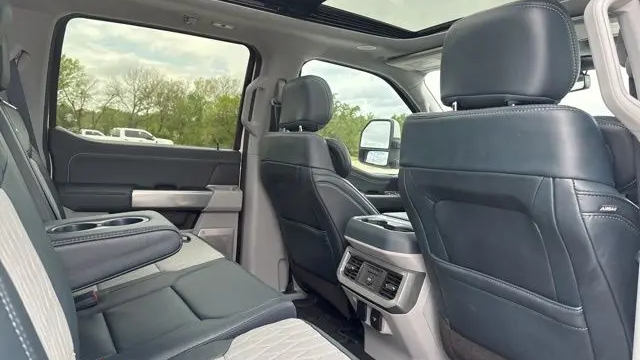 2023 Ford F-450 Super Duty King Ranch