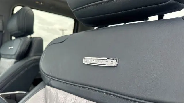 2023 Ford F-450 Super Duty King Ranch