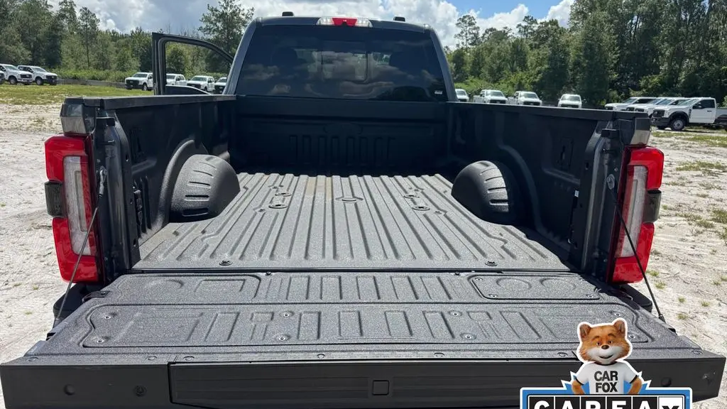 2023 Ford F-450 Super Duty King Ranch