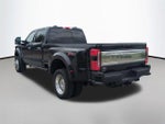 2025 F-450 Super Duty Thumbnail 3