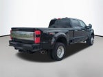 2025 F-450 Super Duty Thumbnail 5