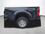 2025 F-450 Super Duty Thumbnail 11