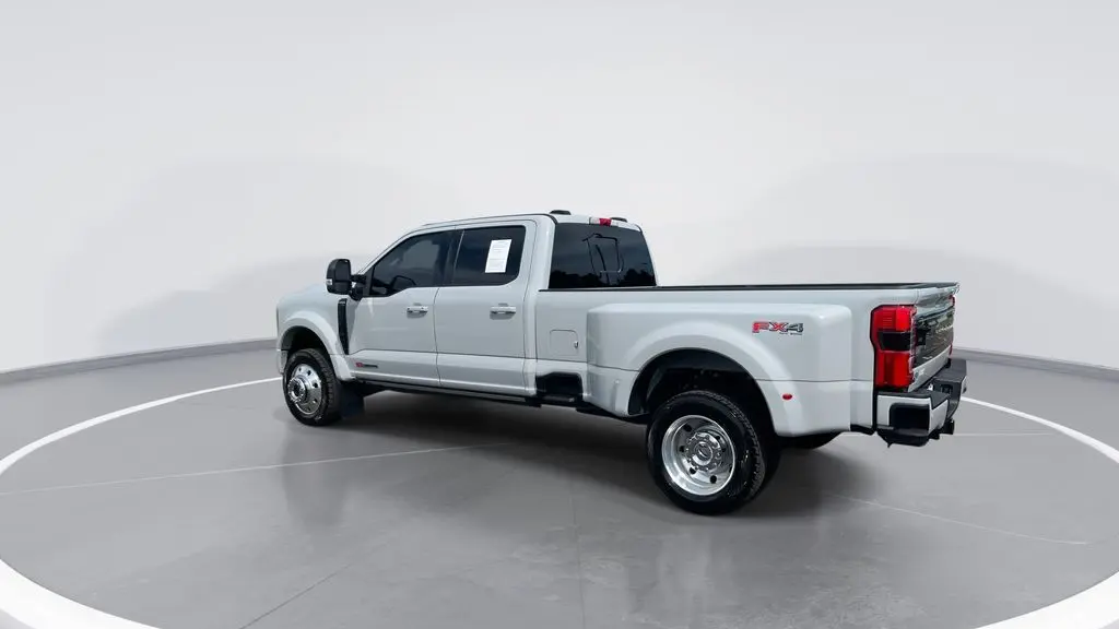 2025 Ford F-450 Super Duty XL