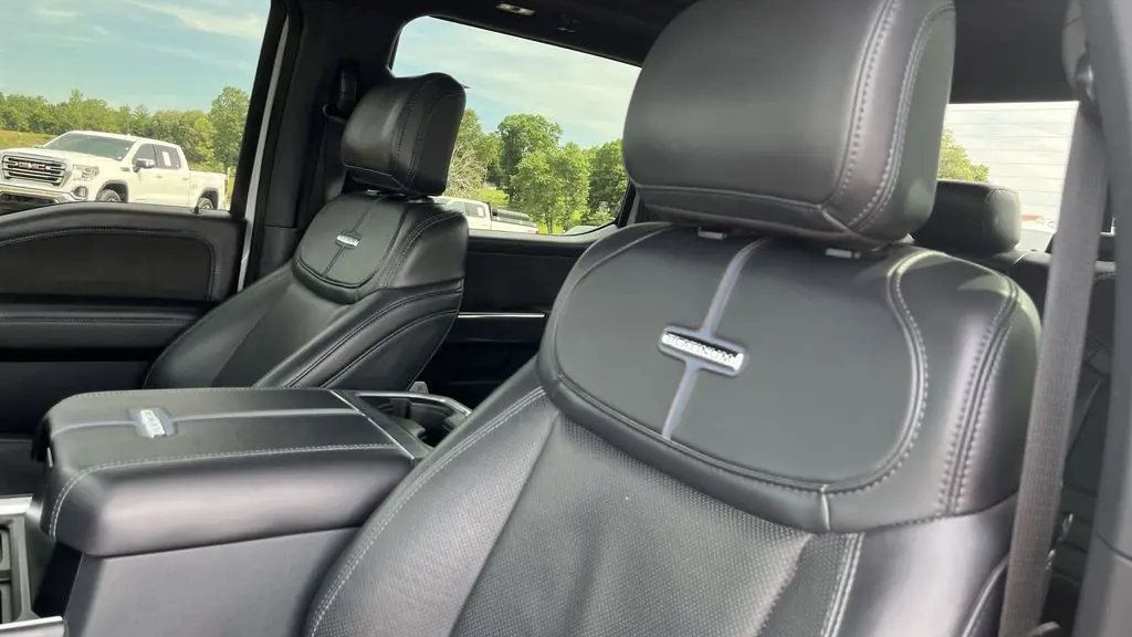 2025 Ford F-450 Super Duty XL
