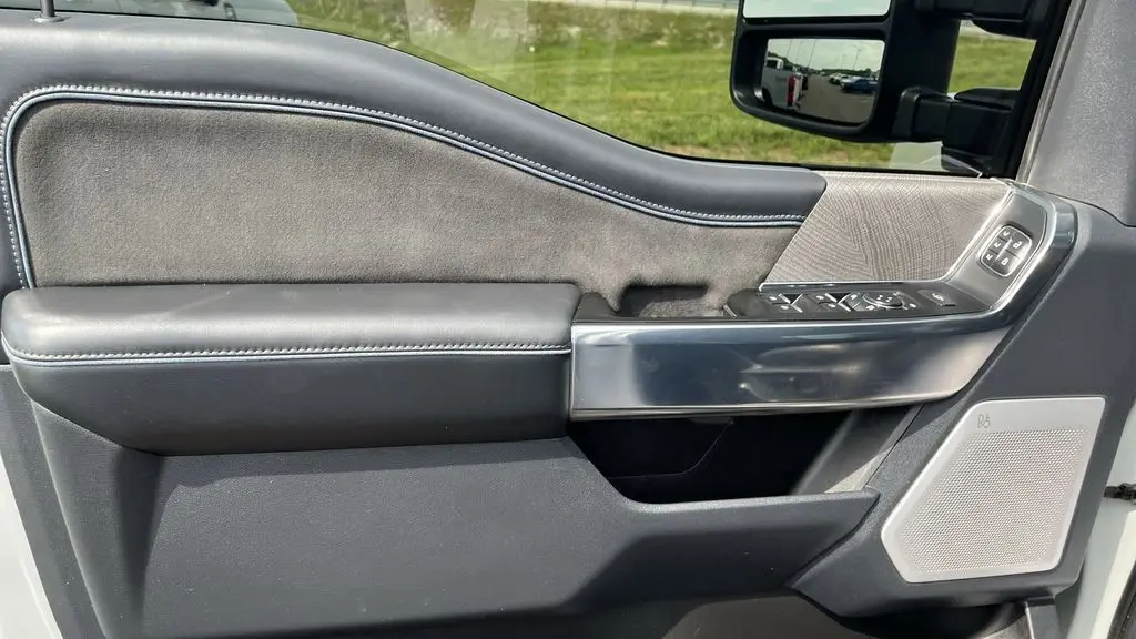 2025 Ford F-450 Super Duty XL