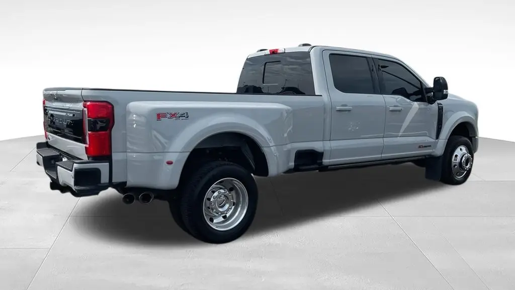 2025 Ford F-450 Super Duty King Ranch