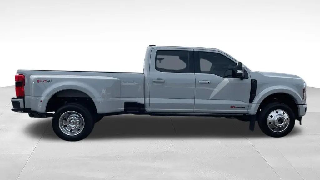 2025 Ford F-450 Super Duty King Ranch