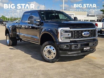 2025 Ford F-450 Super Duty 4X4 Lariat 4DR Crew Cab 8 FT. LB DRW Pickup