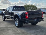 2025 F-450 Super Duty Thumbnail 5