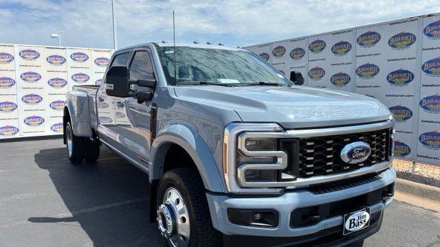 2026 Ford F-450 Super Duty XLT