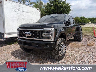 Photo of a 2026 Ford F-450 Super Duty 4X4 XLT 4DR Crew Cab 8 FT. LB DRW Pickup for sale