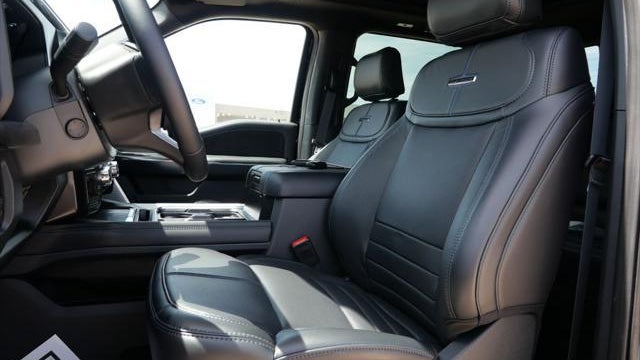 2026 Ford F-450 Super Duty Platinum
