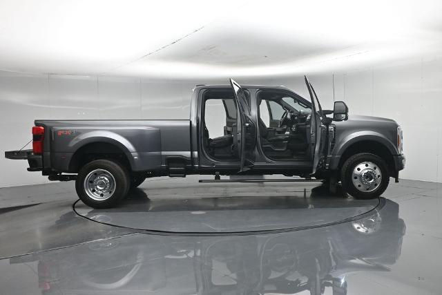 2023 Ford F-450 - $92,385