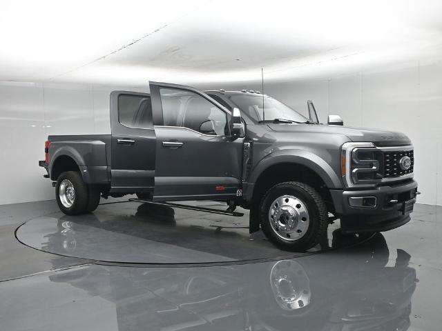 2023 Ford F-450 - $92,385