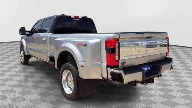 2023 Ford F-450 Super Duty King Ranch