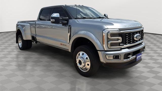 2023 Ford F-450 Super Duty King Ranch