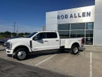 2024 F-450 Super Duty Thumbnail 2