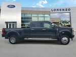 2025 F-450 Super Duty Thumbnail 4