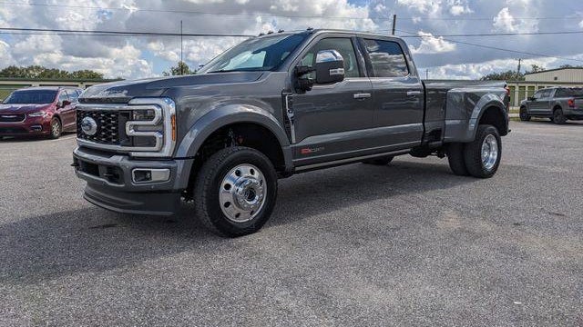 2026 Ford F-450 Super Duty XLT