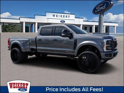 2026 Ford F-450 Super Duty 4X4 Platinum 4DR Crew Cab 8 FT. LB DRW Pickup