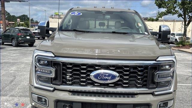 2026 Ford F-450 Super Duty Platinum
