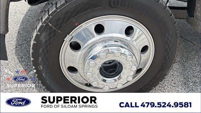 2026 Ford F-450 Super Duty Platinum